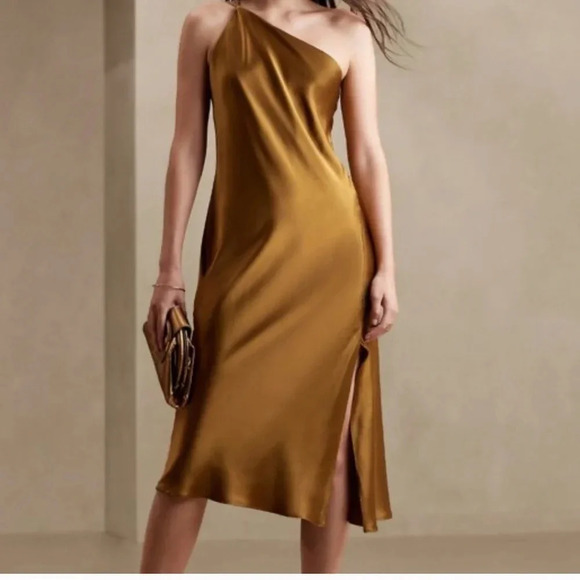 Banana Republic Dresses & Skirts - Banana Republic mustard yellow Divine silk one shoulder midi dress size small